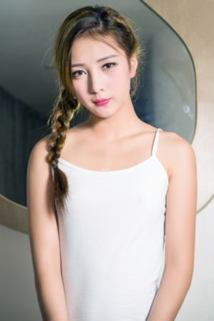 桃花马上请长缨