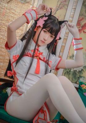 他的舌头探进蜜源毛毛虫说说视频